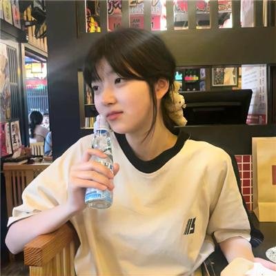 小雁与吴爱丽